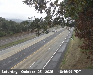 US-101 : North Of SR-20 - Looking South (C001)