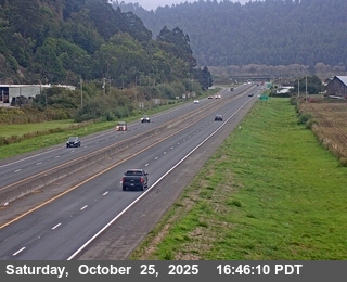 US-101 : North Of SR-36 - Looking South (C003)