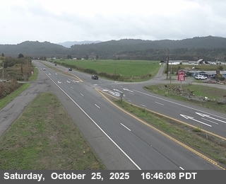 US-101 : South Of SR-36 - Looking South (C013)