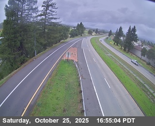 US-101 : Ukiah / State Street - Looking North (C026)