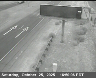 EB SR 152 W/O I-5