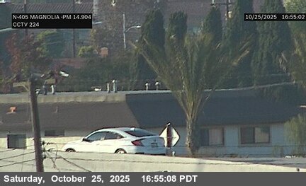 I-405 : (224) South of Magnolia