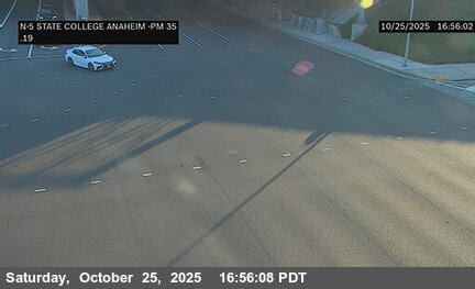 I-5 : (527) State College & Anaheim