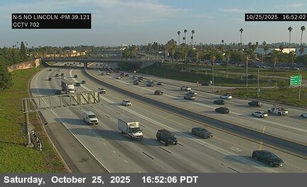 I-5 : (702) N/O Lincoln