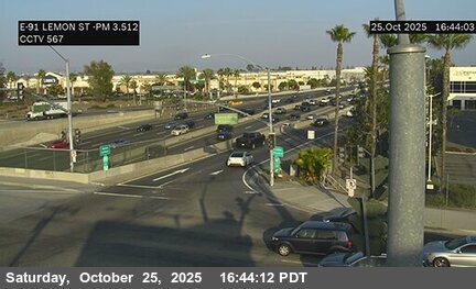 SR-91 : (567) Lemon St