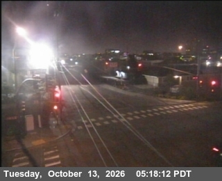 T251S -- SR-13 : E13 AT 7TH ST - Looking South