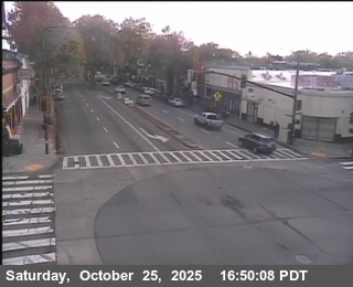 T253S -- SR-123 : University Avenue - Looking South