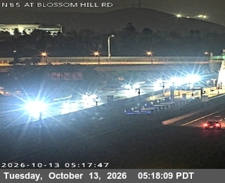 TV910 -- SR-85 : AT BLOSSOM HILL RD DIAG TO SB85