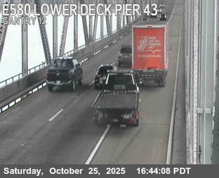 TVR34 -- I-580 : Lower Deck Pier 43