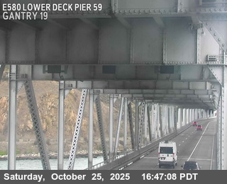 TVR42 -- I-580 : Lower Deck Pier 59