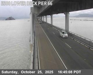 TVR43 -- I-580 : Lower Deck Pier 66