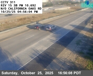 I-15 : (311) North of California Oaks Road