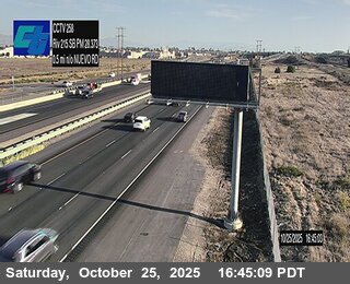 I-215 : (258) Southbound North of Nuevo Road
