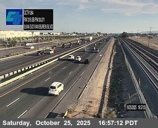 I-215 : (264) 0.9 Miles South of Van Buren Boulevard